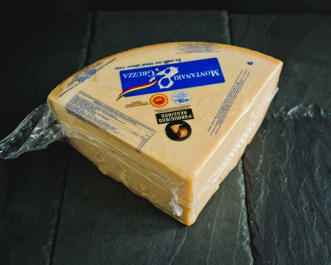Parmesan Reggiano DOP 24 month - 4kg (price per kg)